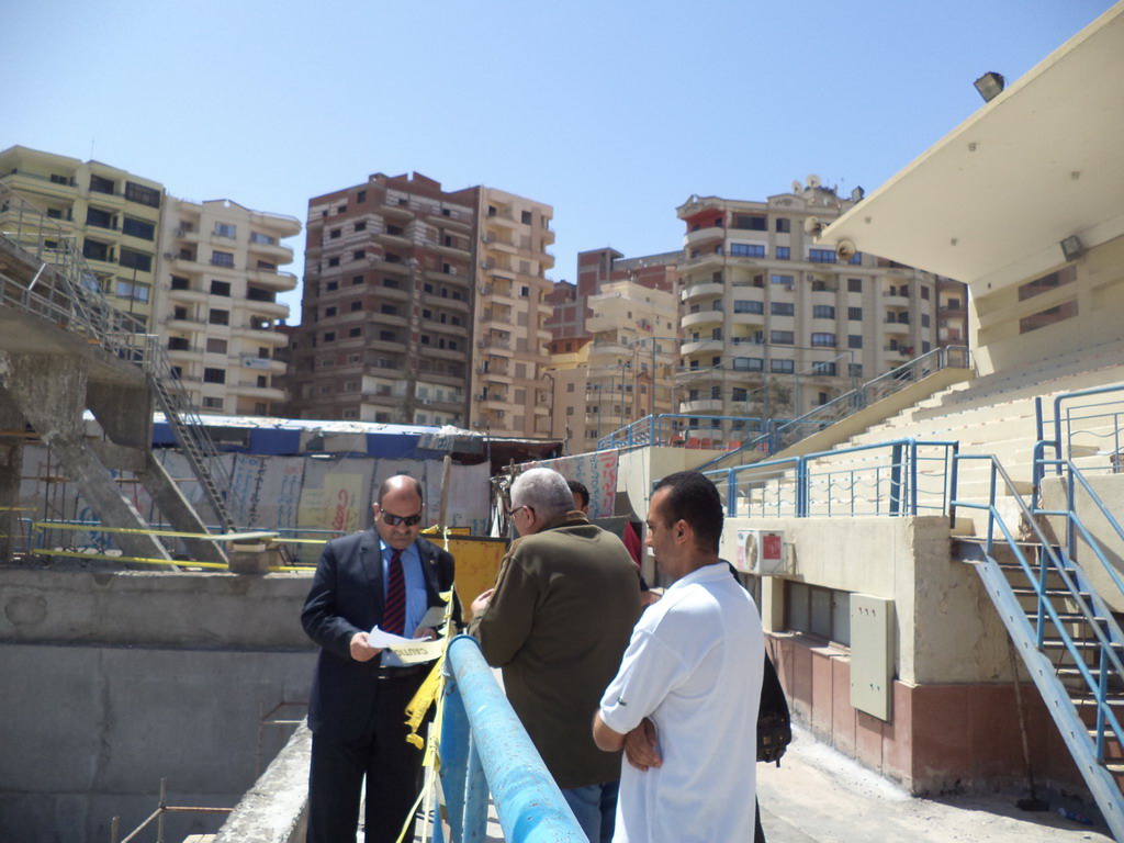 حمام السباحة بالقرية الاولمبية